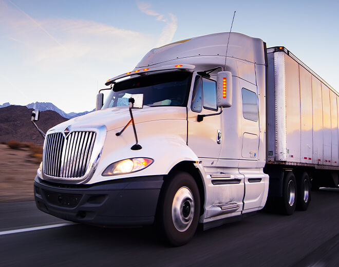 International Sleeper Truck with Dry Van Trailer
